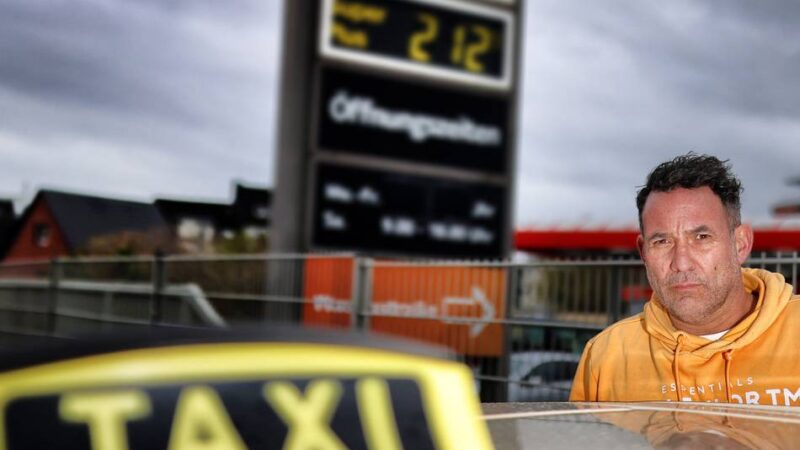 Hohe Spritpreise reißen Loch in Taxi-Kassen in Hilden und Haan: „Das ist eine mittlere Katastrophe“