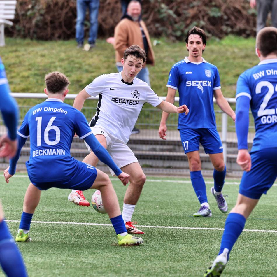 Heikles Heimspiel: VfB 03 will im Titelkampf gegen Jüchen-Garzweiler nachlegen