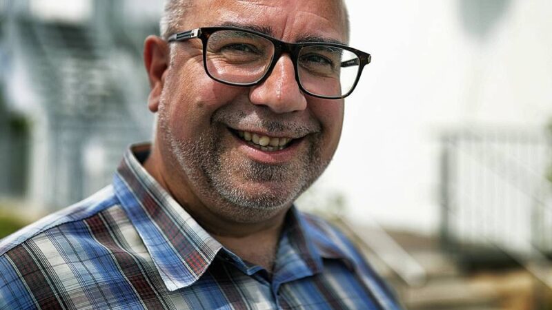 Mettmanner Sozialverwaltung strikt dagegen: Knappe Mehrheit für die Bezahlkarte