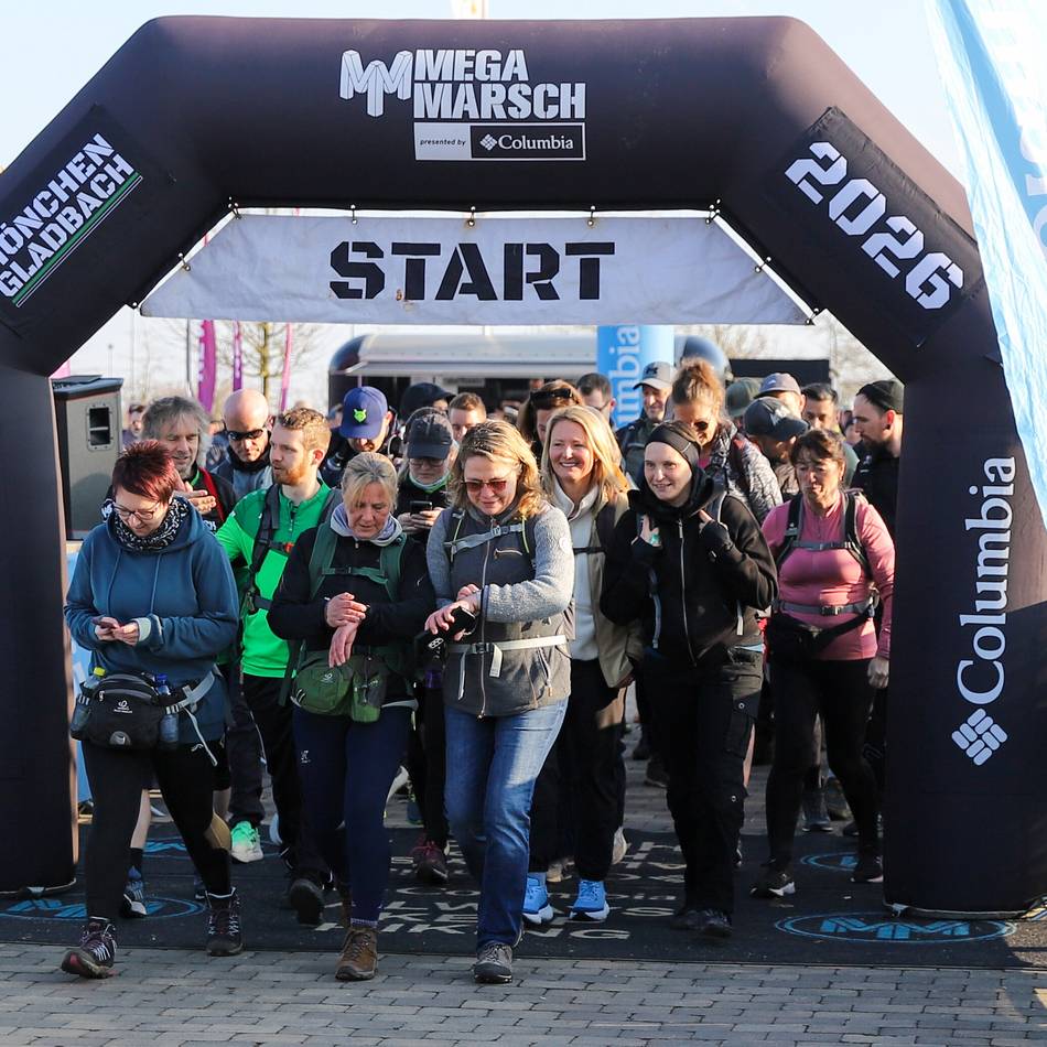 Megamarsch durch Mönchengladbach: 50 Kilometer bei bestem Wetter und gut gelaunt bis ins Ziel
