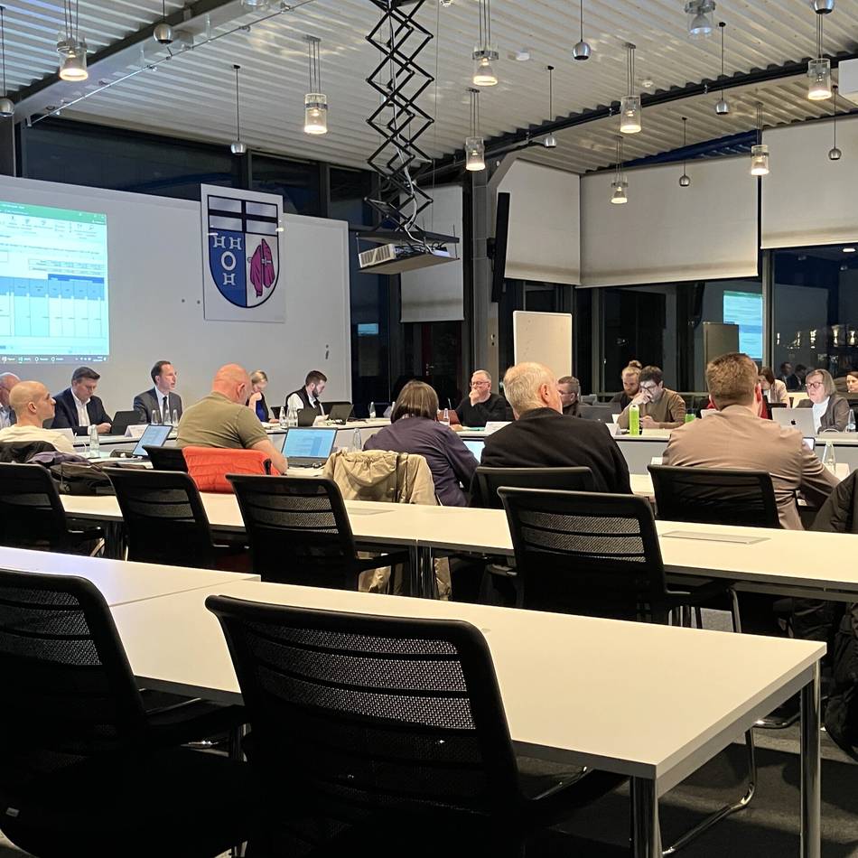 Zoff um geplante Steuererhöhung in Kaarst: „Wir müssen uns jetzt die Zeit erkaufen, um handlungsfähig zu bleiben“