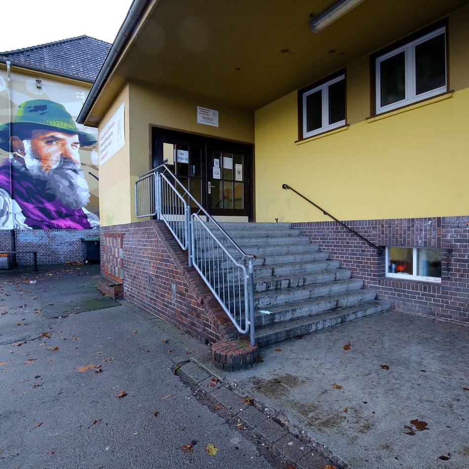 Stadt Rheinberg rechnet mit Kosten von acht Millionen Euro: Was an der Pulverturmschule alles neu gemacht werden müsste