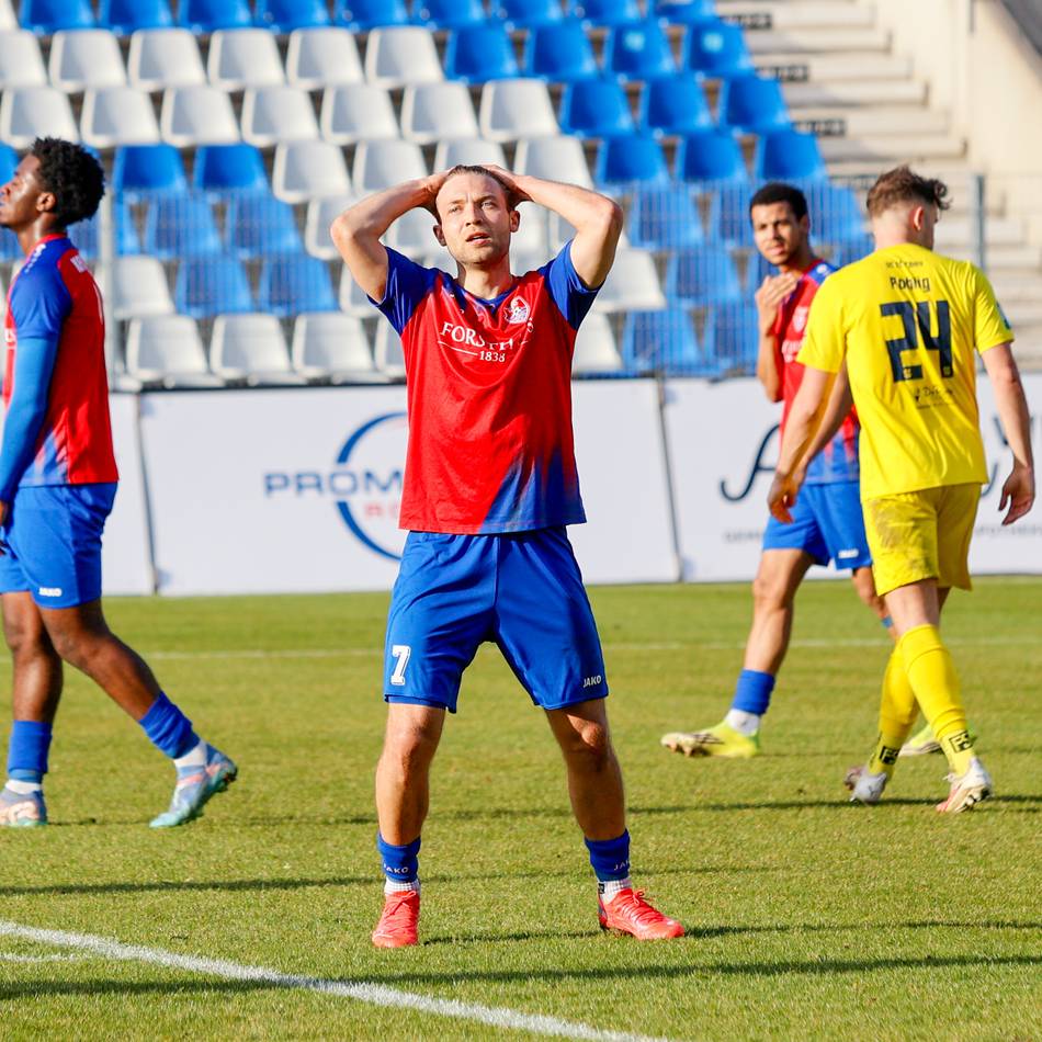Nächste Pleite in der Grotenburg: Tiefschlaf vor der Halbzeitpause – eiskalter SC St. Tönis schockt den KFC Uerdingen