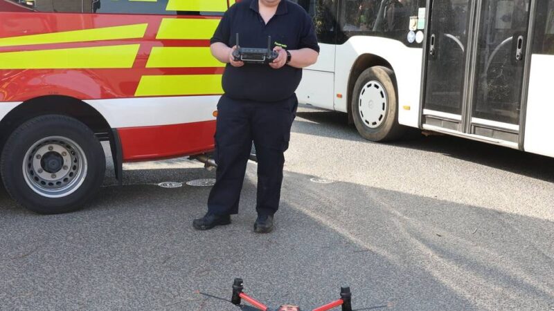 Notruf bei der Feuerwehr: Drohneneinsatz an Bahngleisen in Gubberath