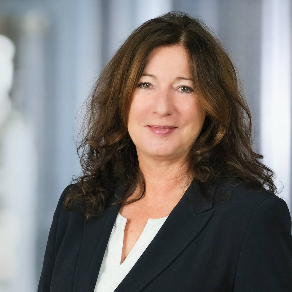 Sabine Sarnes bei der Stadtsparkasse Mönchengladbach: Der Vorstand der Stadtsparkasse stellt sich neu auf