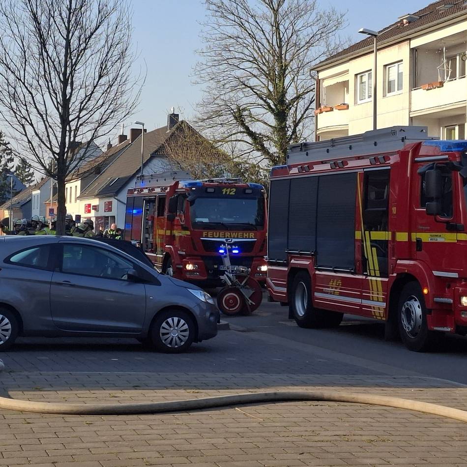 Wohnungsbrand in Krefeld: Frau stirbt bei Brand – sie rief noch selbst die Feuerwehr