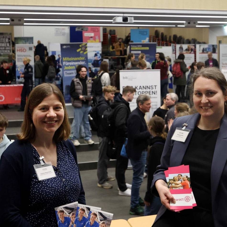 Karrierestart-Messe in Leverkusen: Vielen Schulabgängern fällt Berufswahl immer schwerer