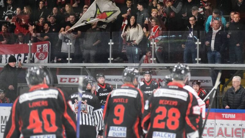 Fremdenfeindliche Schmierereien: Die Eisadler entschuldigen sich bei den Ice Aliens