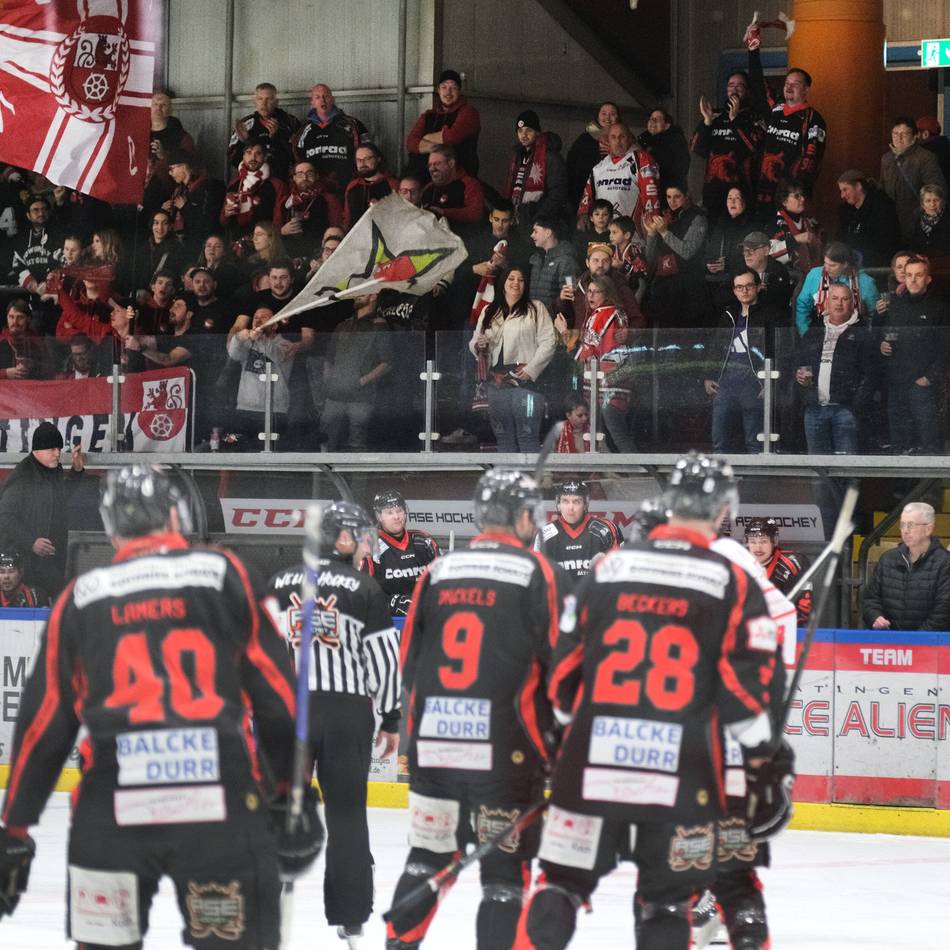 Fremdenfeindliche Schmierereien: Die Eisadler entschuldigen sich bei den Ice Aliens
