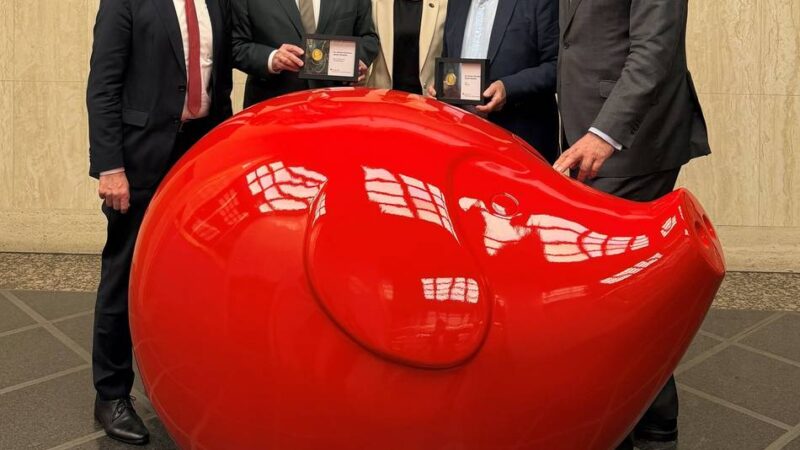 Kreissparkasse Düsseldorf: Hohe Auszeichnungen für Ulf Kruse und Thomas Hendele