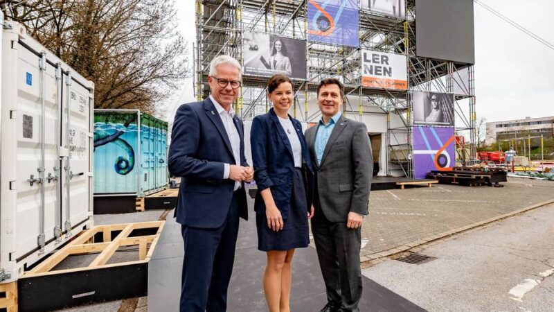 Konzert der Räuber, Azubi-Speeddating und Co.: Campus Zukunft auf Wendersplatz in Neuss errichtet – das ist das Programm