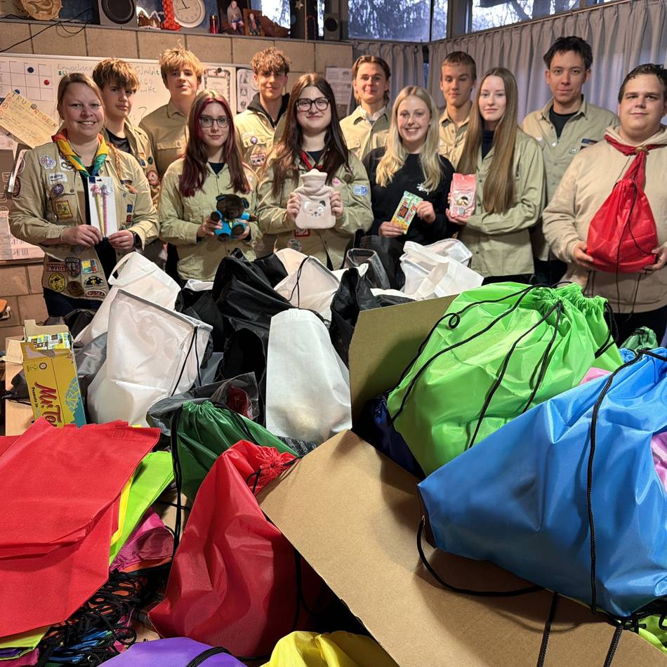 „Ein Stück Hoffnung“: Pfadfinder packen Ostertüten für Menschen in der Ukraine