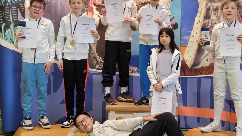 Erfolge in Bielefeld: Fechter des TV Ratingen stehen an der NRW-Spitze