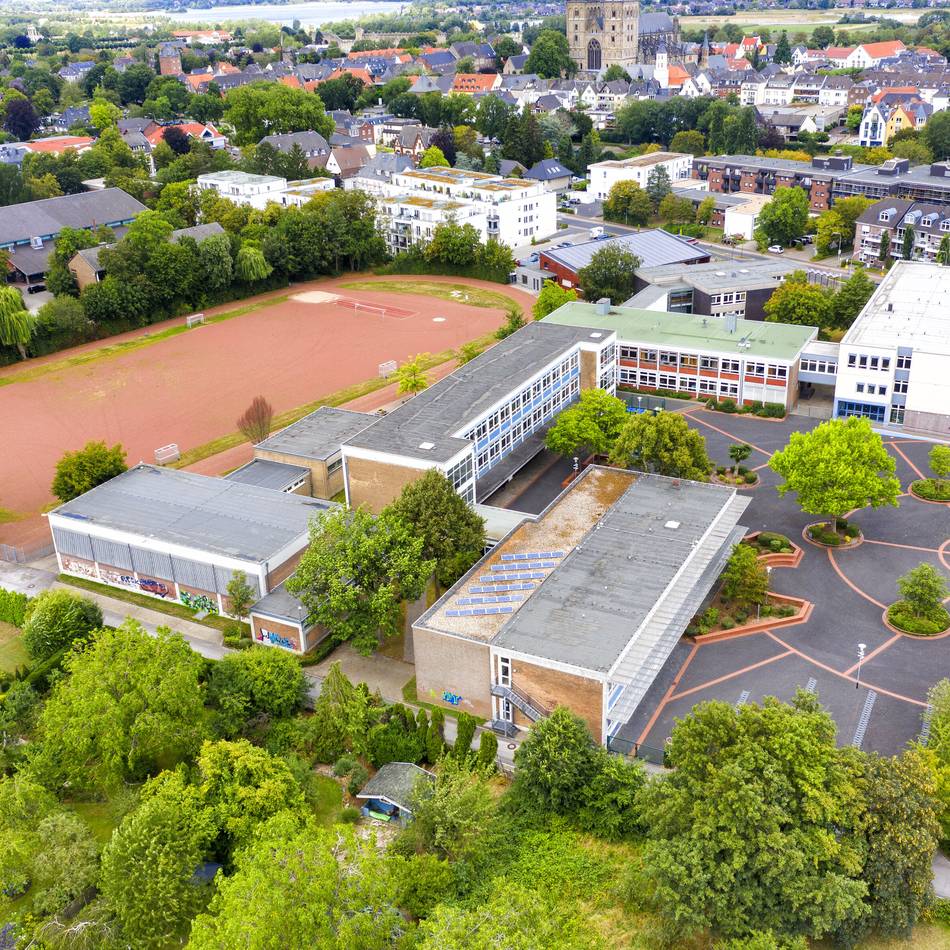 „Eine starke Schule für alle“: Fox will Zusammenlegung von Gymnasium und Gesamtschule prüfen lassen