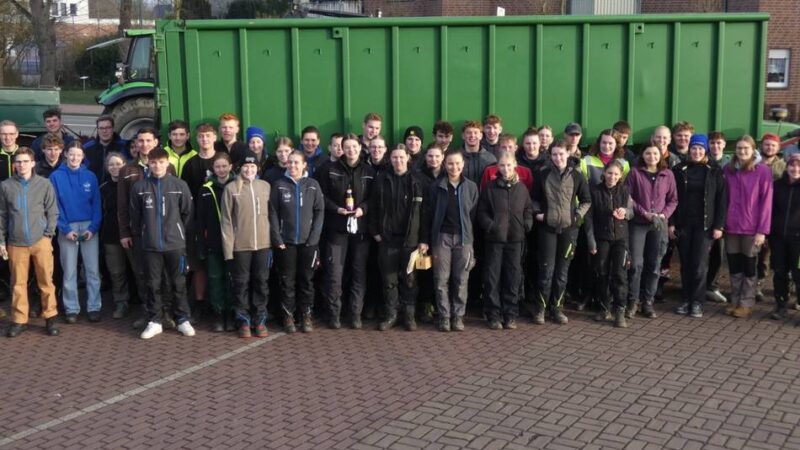Sammelaktion der Landjugend Sonsbeck:  Den meisten Schrott gab’s im Bezirk „Ploo“