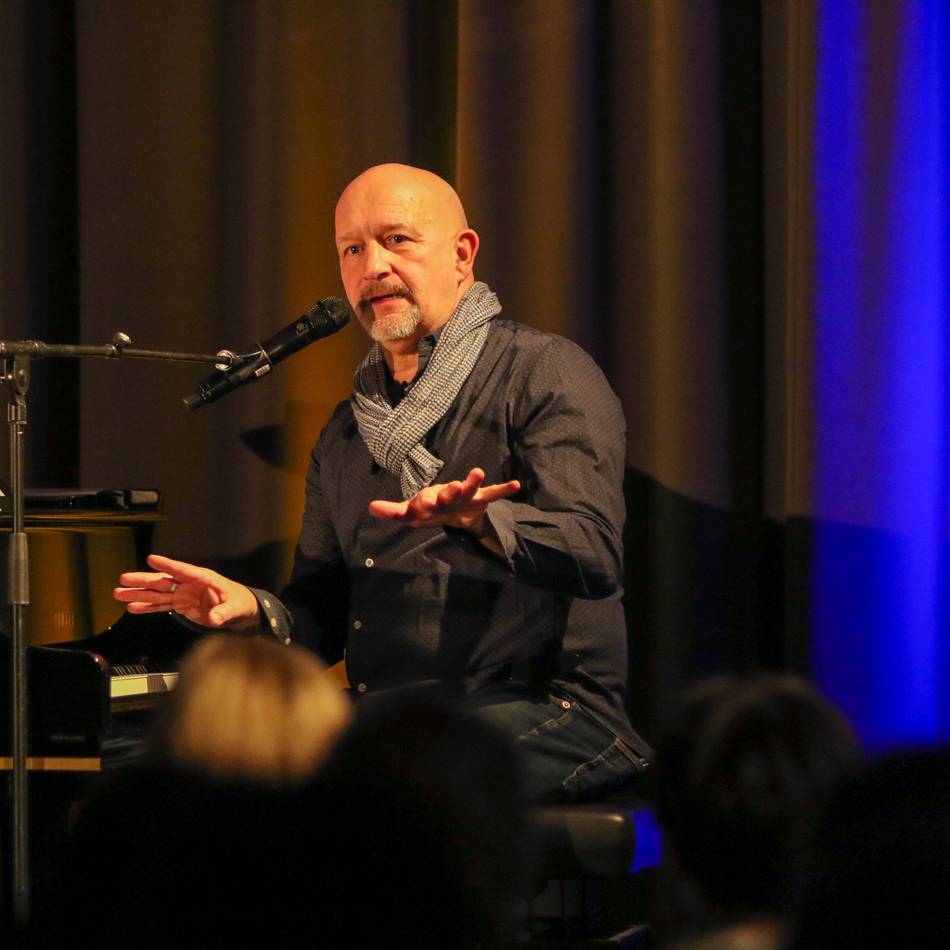 Erkelenzer Kulturmanager zu Gast in Heinsberg: Sascha Dücker lädt zu „Alles nur geklaut“ ein