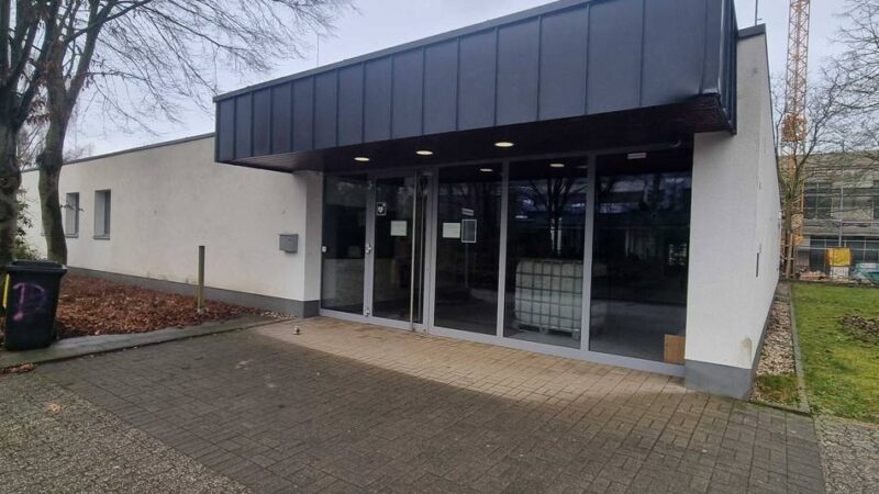 Schwimmbad an der Stadionstraße: Hallenbad in Jüchen öffnet wieder