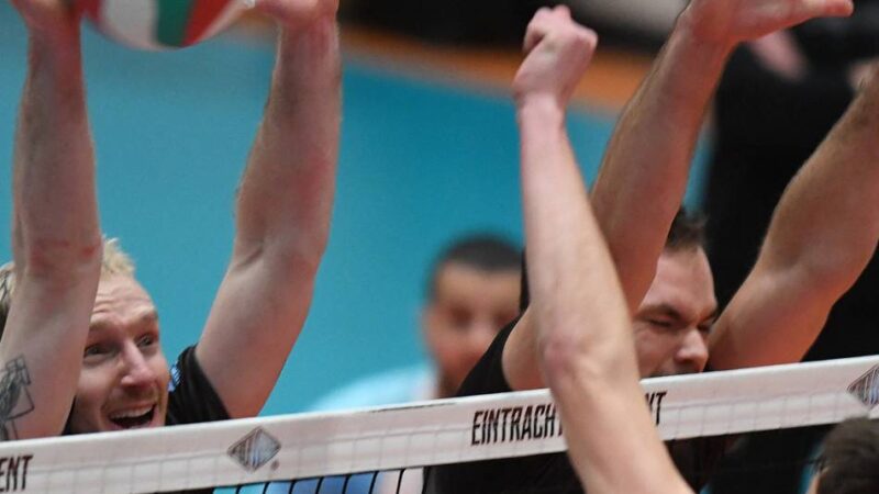 Spontent gewinnt 3:0 in Essen: Meister – und noch immer hungrig