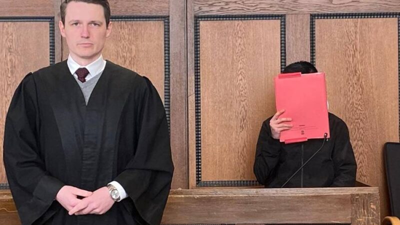 21-Jähriger wegen Vergewaltigung vor Gericht: Angeklagter Viersener schweigt zu den Vorwürfen