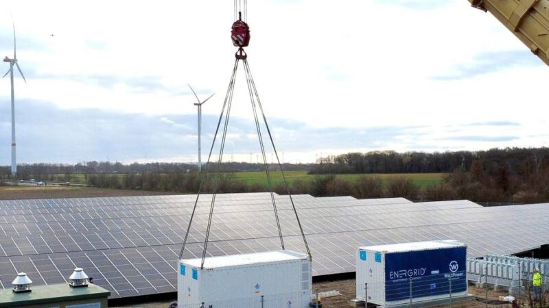 Solarpark Hermeshöfchen kurz vor dem Start: Bürgerenergie und Großspeicher als Modell für die Zukunft