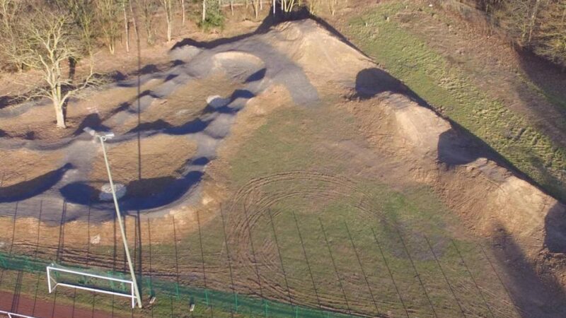 Entscheidung nach Ortstermin: Dormagener Dirtpark-Anlage ist nicht sicher und muss saniert werden