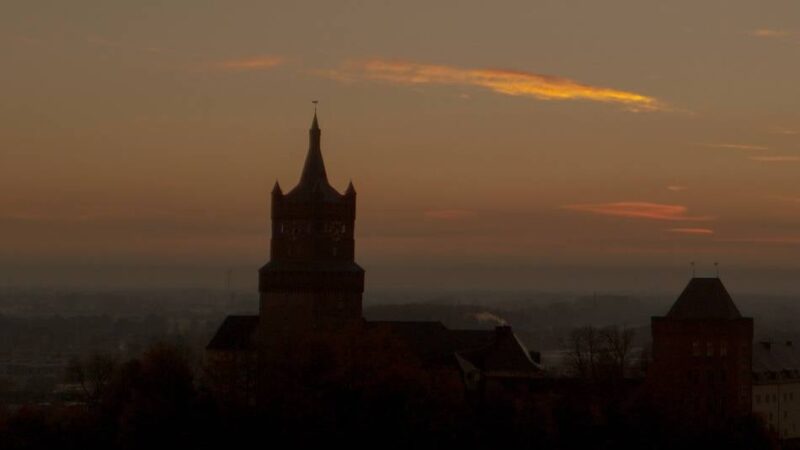 „Earth Hour“ 2026: Kleve knipst für eine Stunde das Licht aus