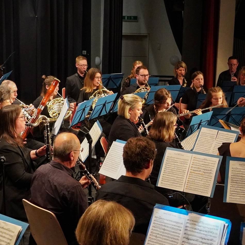 „Musik erzählt Geschichten“: Frühjahrskonzert des Instrumentalvereins Frei-weg Oberkrüchten