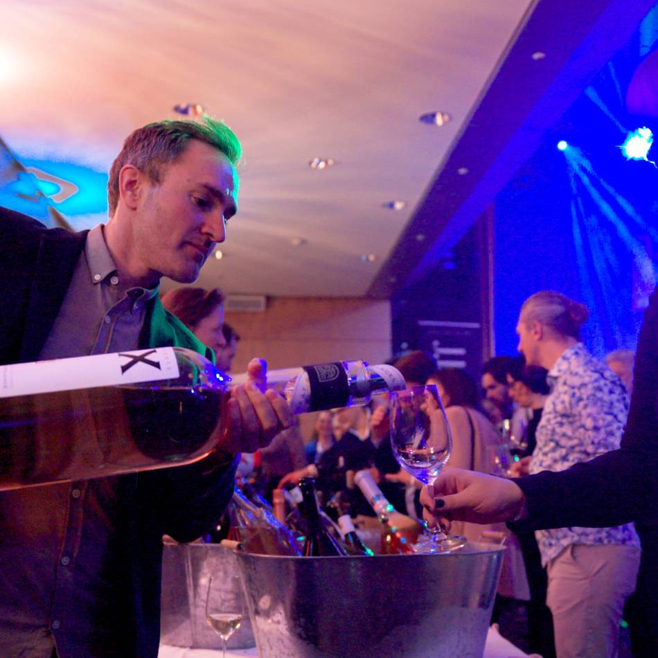 Publikumsprogramm zur Fachmesse: Zur ProWein lässt Düsseldorf die Korken knallen – die Highlights der City Vibes