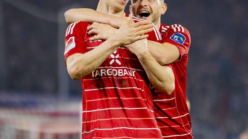 Wichtige Aktionen in der Nachspielzeit: Augsburg ein Fortuna-Vorbild? Itten und Muslija können mehr als nur Torgefahr