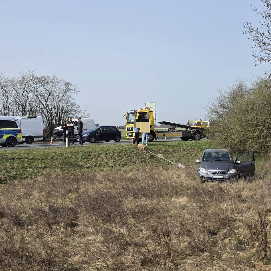 Am Freitagmittag in Erkelenz: Unfall auf B57 löst Stau aus