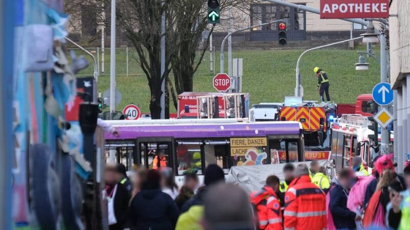 Stimmen aus Mönchengladbach: Wagenengel außer Lebensgefahr – „die schönste Nachricht des Jahres“