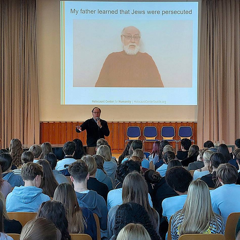 Erinnerungskultur in Krefeld: „Mach die Welt da, wo du stehst, zu einem besseren Ort“