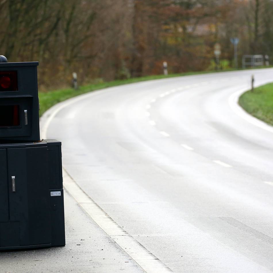Zahl der Geschwindigkeitsverstöße gestiegen: Kreis Wesel kontrolliert mehr und erwischt mehr Tempo-Sünder
