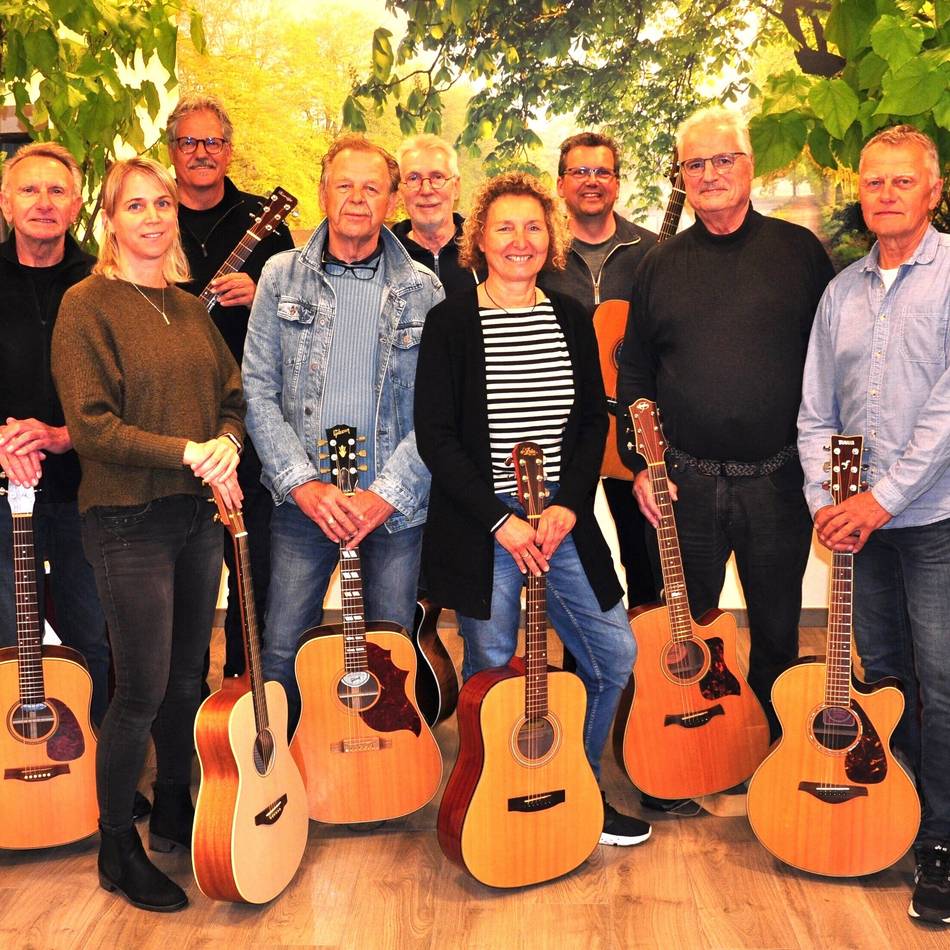 Konzerte in Pont: Doppelpack des VHS-Gitarren-Ensembles auf Haus Ingenray