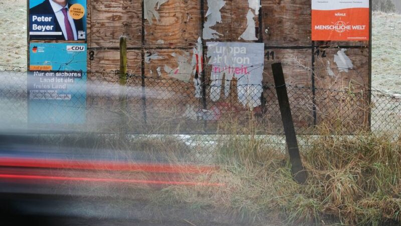 Satzungsfrage in Heiligenhaus: Neuer Umgang mit alten Plakatwänden