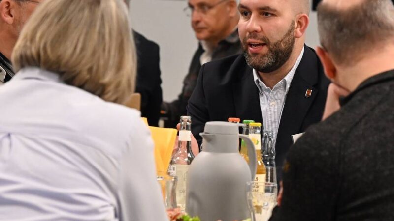 Die Woche in Hückeswagen: Neuer Bürgermeister baut an den Brücken zur Wirtschaft