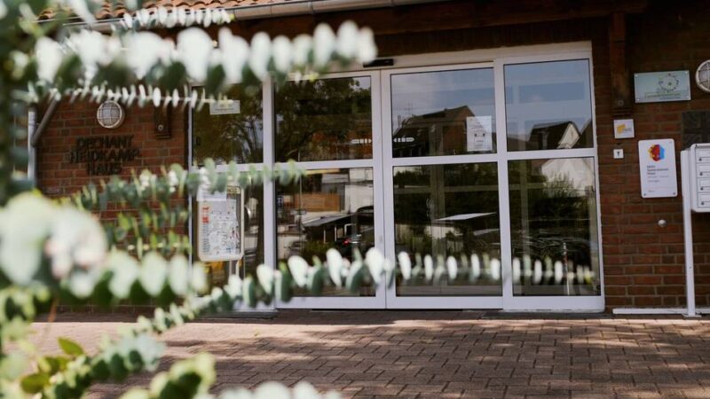 Dormagen, Kaarst und Neuss: Zimmer für Hilfe – Wohnprojekt der Caritas