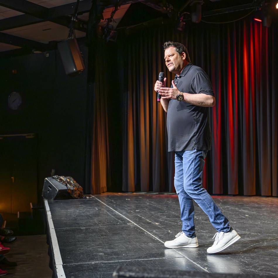 Kleinkunstprogramm in Kaarst: „Mit Abo wäre die Bude voll gewesen“