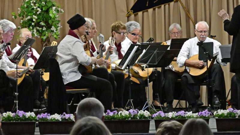 100-Jähriger Geburtstag in Mönchengladbach: Orchester „Edelweiss“ spielt zum Jubiläum Filmmusik und alte Märsche