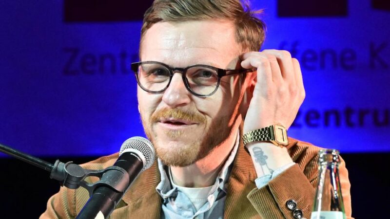 Literarischer Abend in Mönchengladbach: Claudio Ghin – von schrägen Bekanntschaften und Erfahrungen