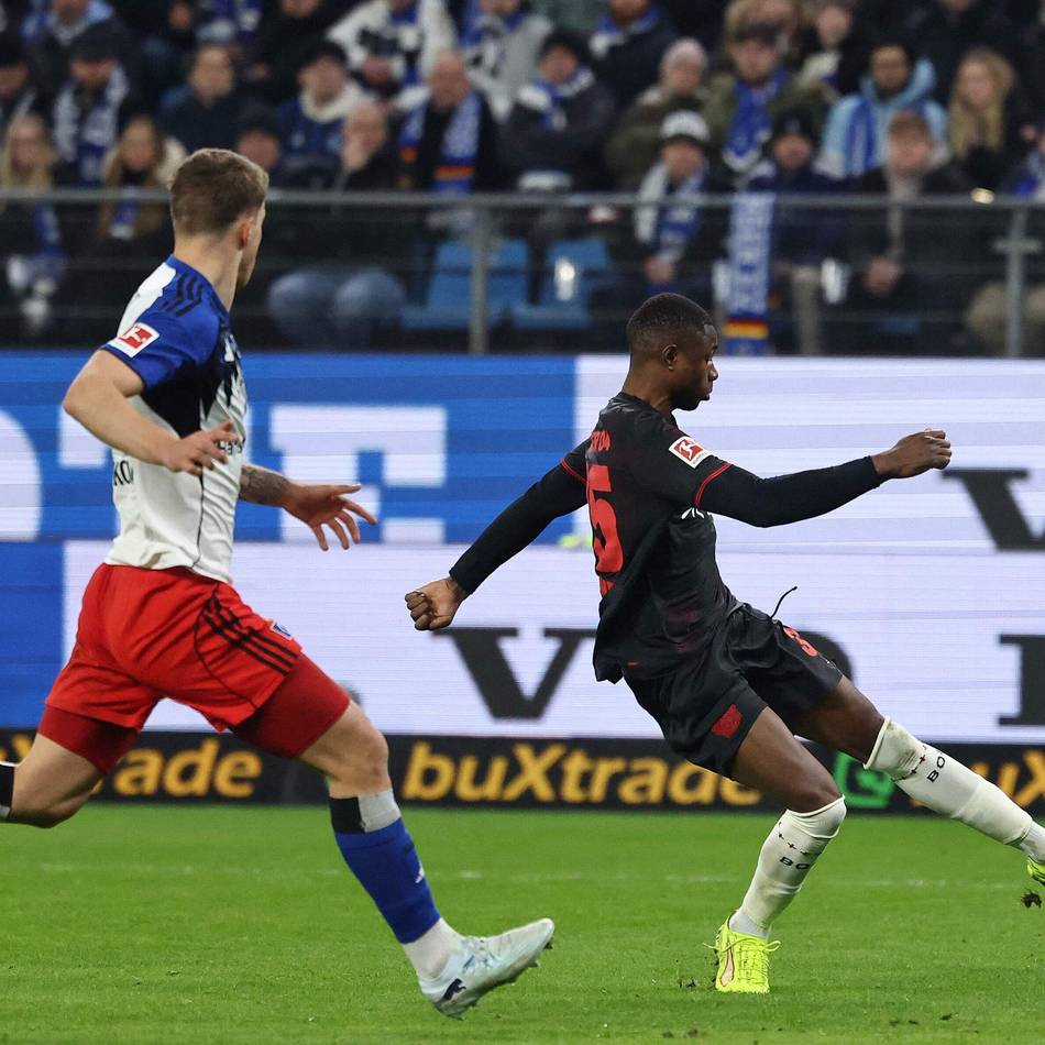 Wichtiger Auswärtserfolg beim HSV: Matchwinner Kofane bringt Bayer auf die Siegerstraße