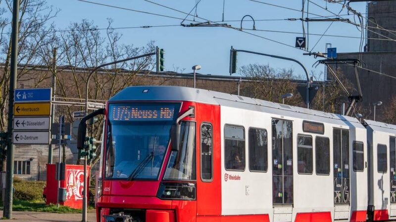 Ferienfahrplan in Düsseldorf: Zu Ostern – Rheinbahn fährt nachts länger