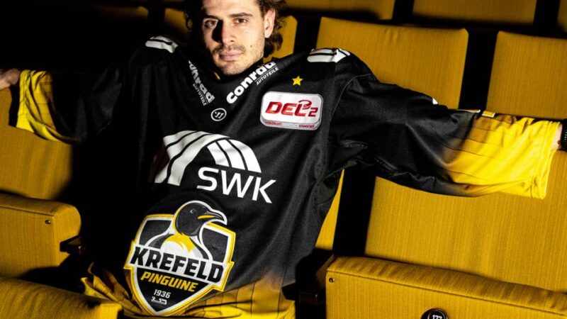 Der Stoff für den Weg zum Titel?: So sieht das Play-off-Trikot der Krefeld Pinguine aus