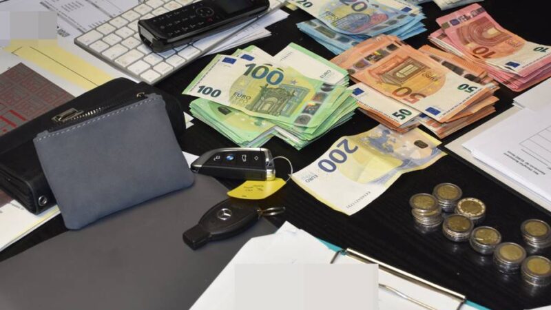 Verdacht auf Mindestlohn-Verstöße: Zoll durchsucht China-Restaurant in Neuss