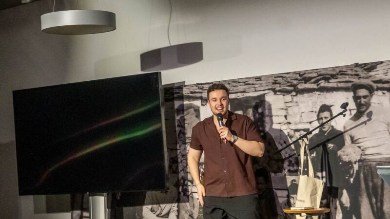 Kabarett in Kaarst: „Ich wollte schon immer neben einem Ikea auftreten“