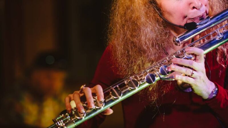 Konzert im Elfeshof in Neuss: Meerbuscher Flötistin spielt auf zehn Instrumenten