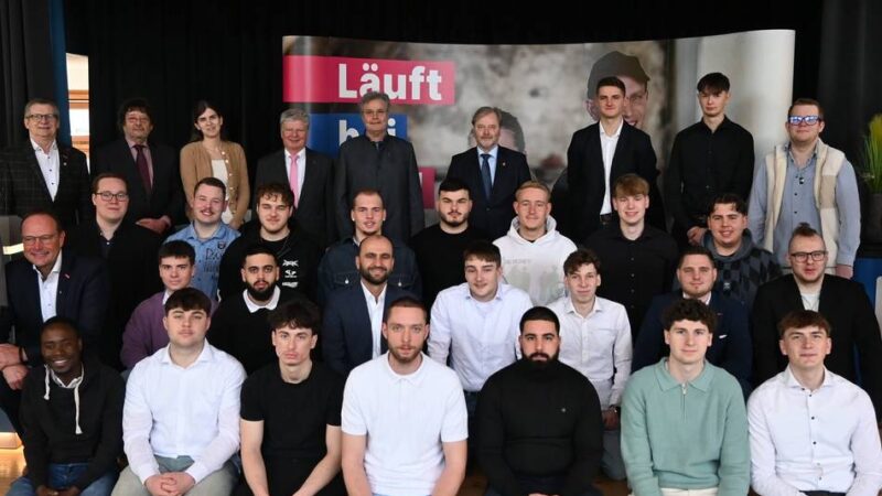 Lossprechung bei der Innung Sanitär-Heizung-Klima: „Das Handwerk ist der Pfeiler der Gesellschaft“