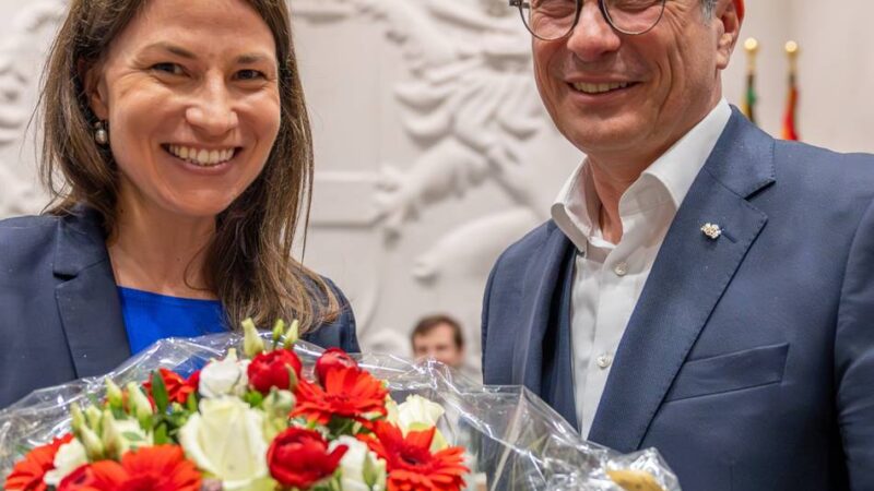 Nachfolgerin für Finanzchef gewählt: Viel Lob zum Abschied von Neusser Kämmerer Frank Gensler