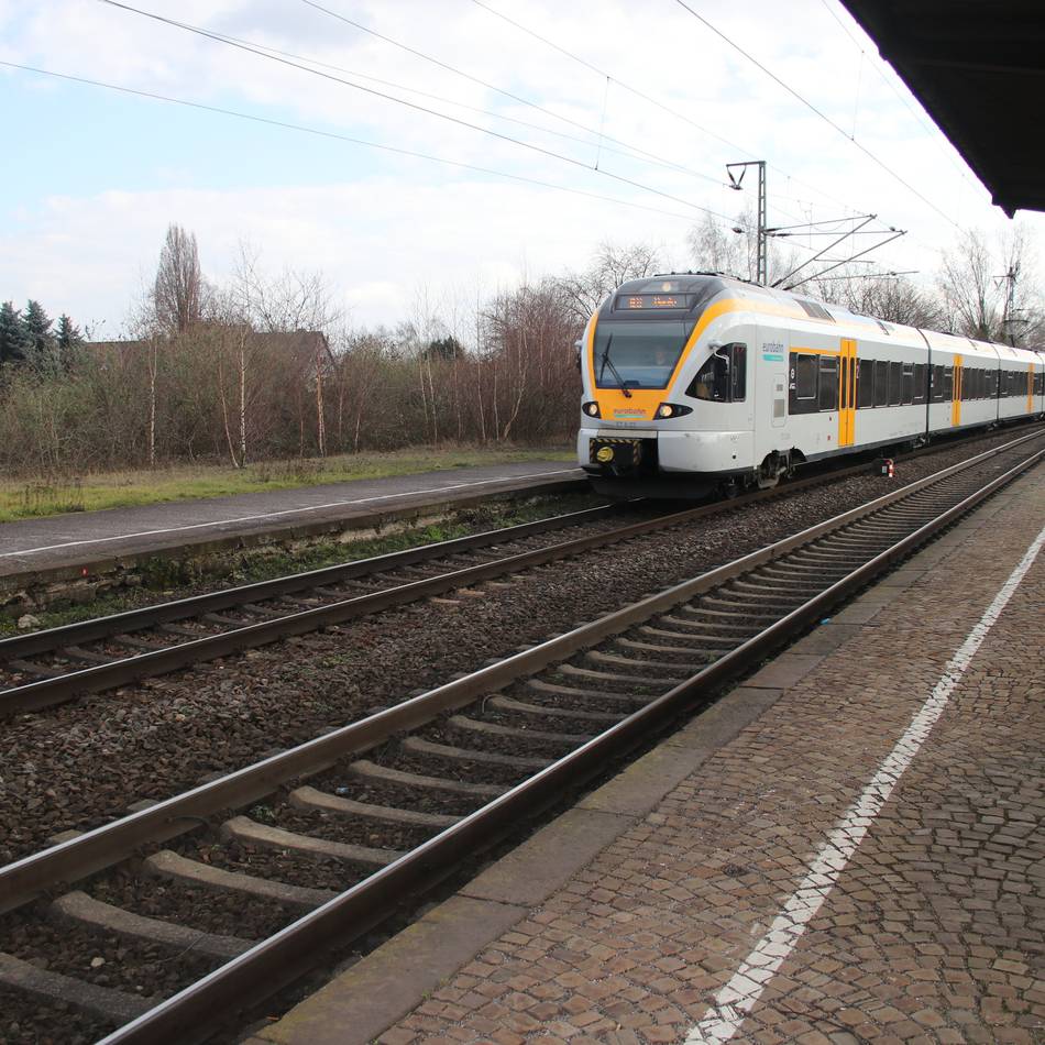 Stellwerk nicht besetzt: Region Viersen vom Bahnverkehr nahezu abgeschnitten