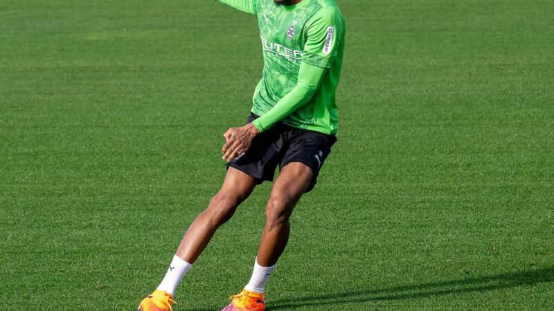 Borussias Start in die Bayern-Woche: Ngoumou kehrt zurück ins Mannschaftstraining – Wieder Zwangspause für Hack